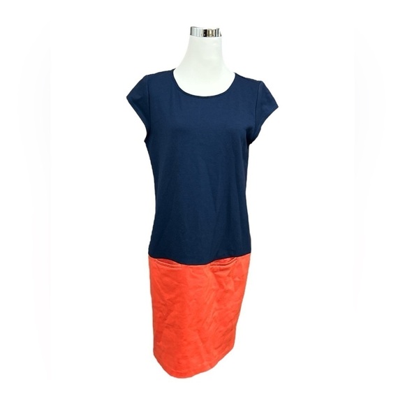 Lord & Taylor Dresses & Skirts - Lord & Taylor Women’s Size Medium Navy/Red Color Block Knee-length Dress Pockets
